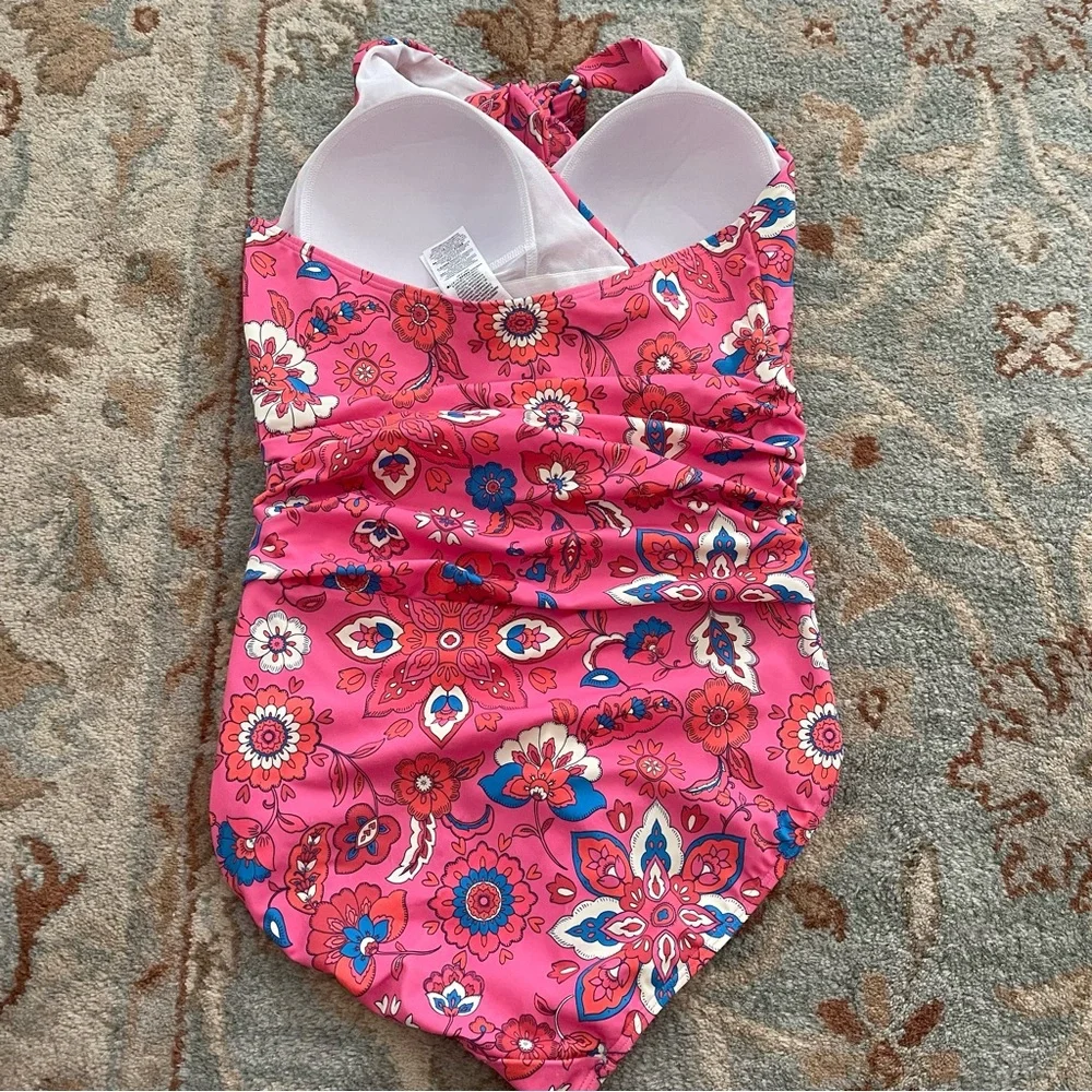 Boden Levanzo Pink Halter One Piece Swimsuit Floral Medallion 10L - Picture 6 of 6